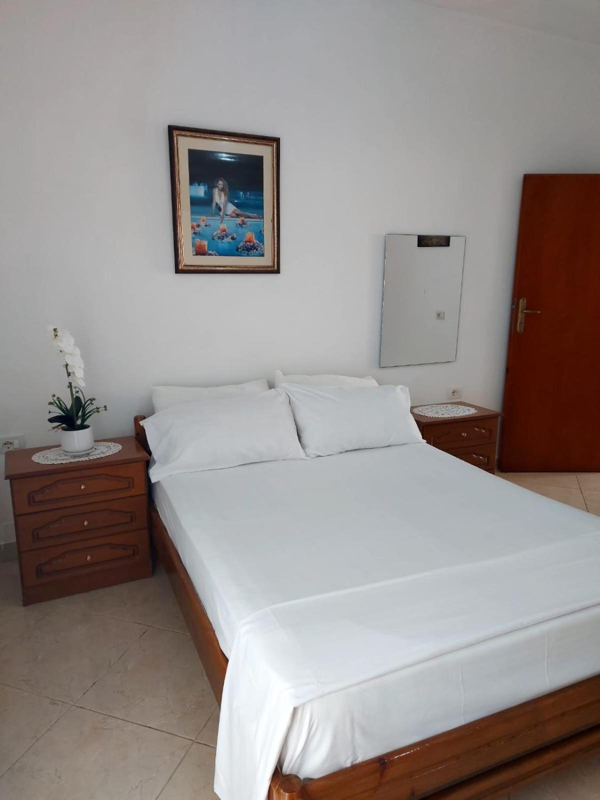 Guesthouse Shpetim Sarande Exterior photo