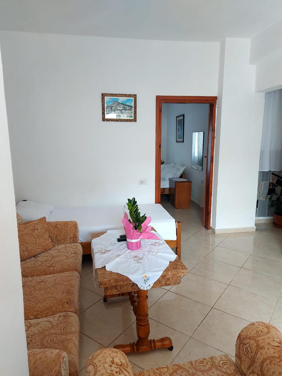 Guesthouse Shpetim Sarande Exterior photo